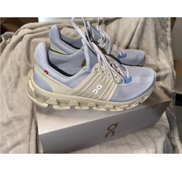 On Running Sneakers Cloudswift 3 AD - size 8 - Heather and cream - NEW IN BOX - Picture 9 of 16